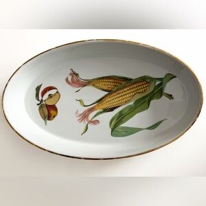 Royal Worcester Porcelain Evesham Vale Oval
Baker 12,5'' Gold Rim